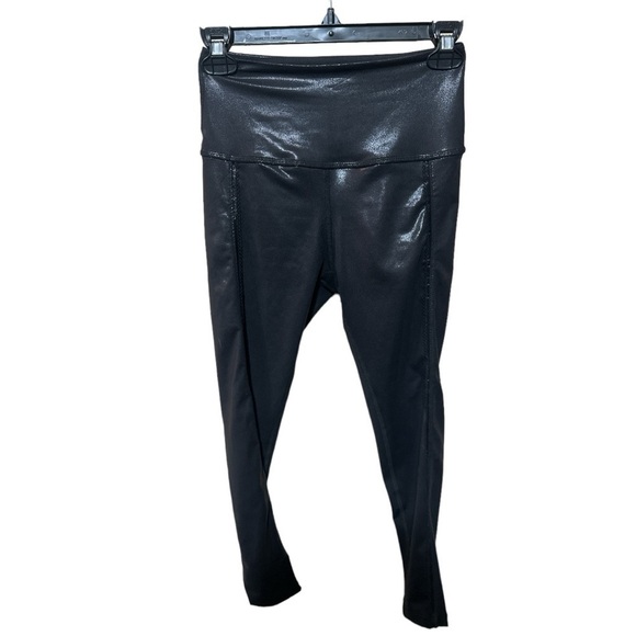 EUC - Beyond Yoga - Ride It High-Waisted Midi Leggings- size Small - Picture 5 of 8